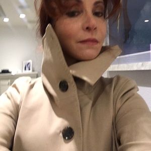 Ann Taylor trench coat. Fully lined . Knee length